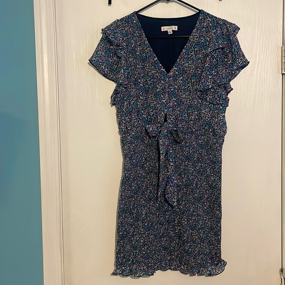 NWOT perfect for summer L Love dress
